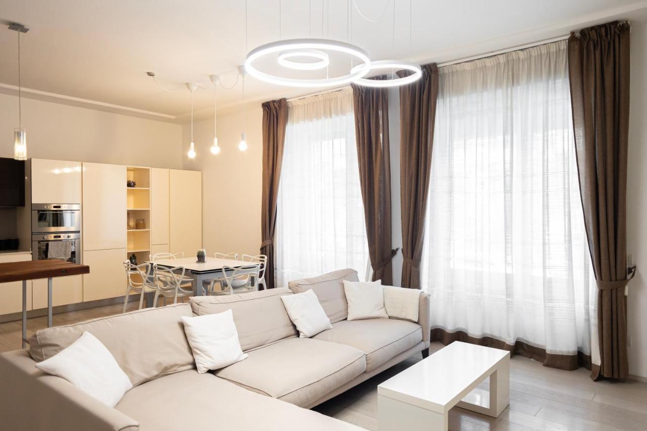 Elegante E Spazioso Quadrilocale In Porta Venezia Milán Exterior foto